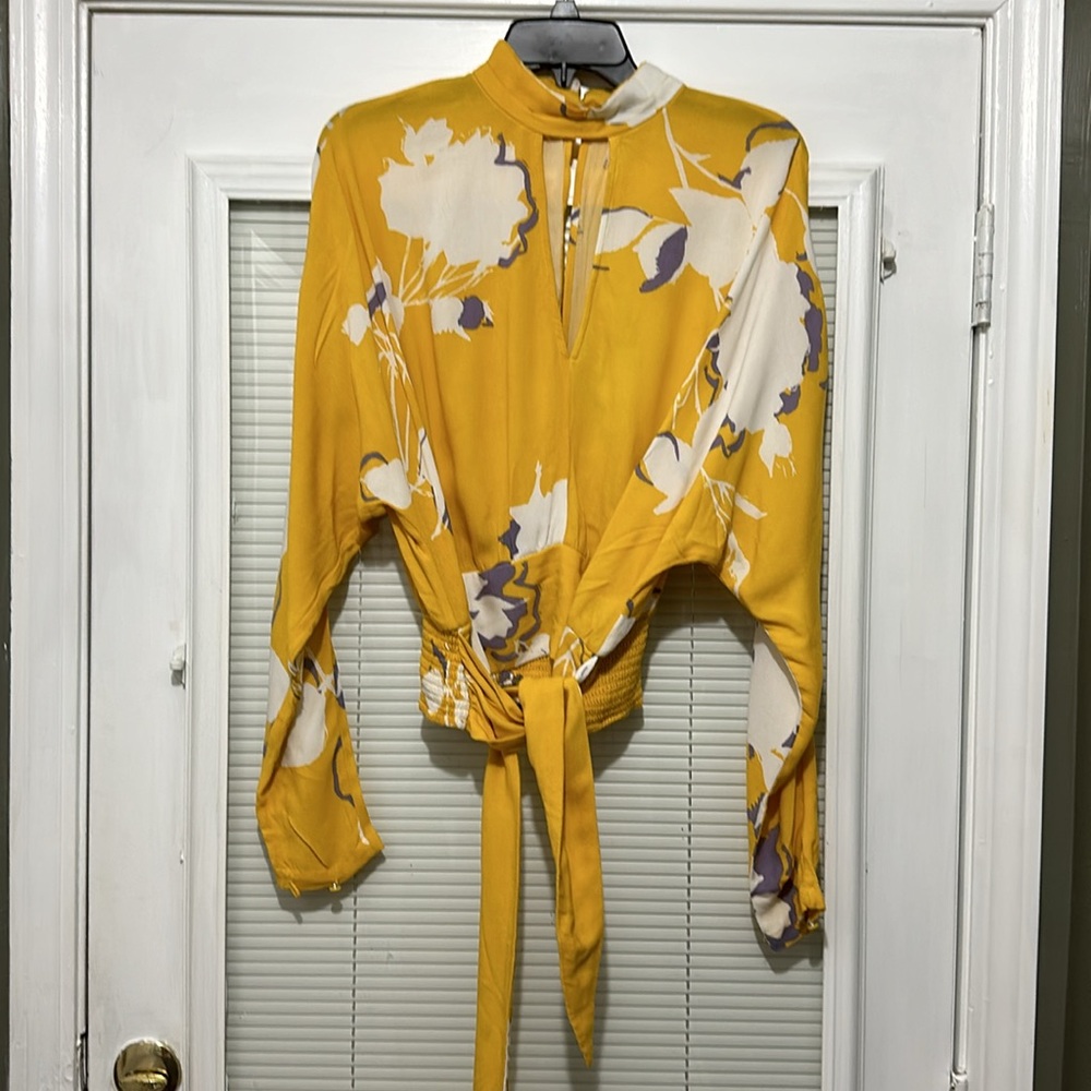 Free People Say You Love Me Yellow Floral Side Tie Blouse Sz M - Picture 9 of 12